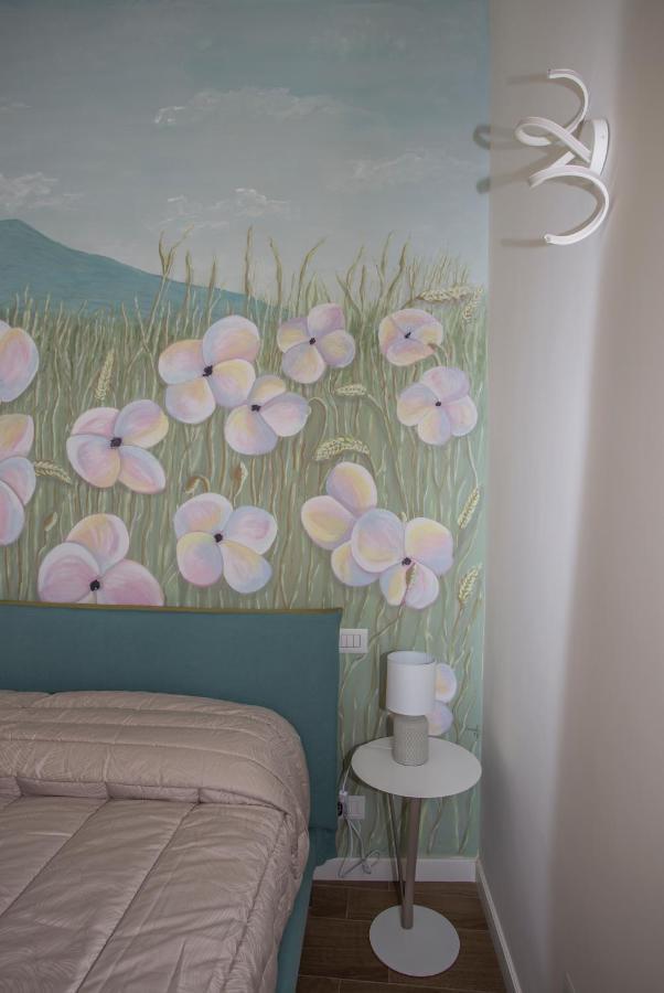La Casa Di Nausicaa - Aurora Apartment Reggio di Calabria Bagian luar foto