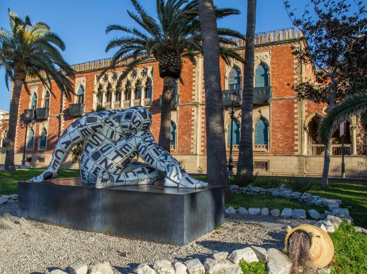 La Casa Di Nausicaa - Aurora Apartment Reggio di Calabria Bagian luar foto